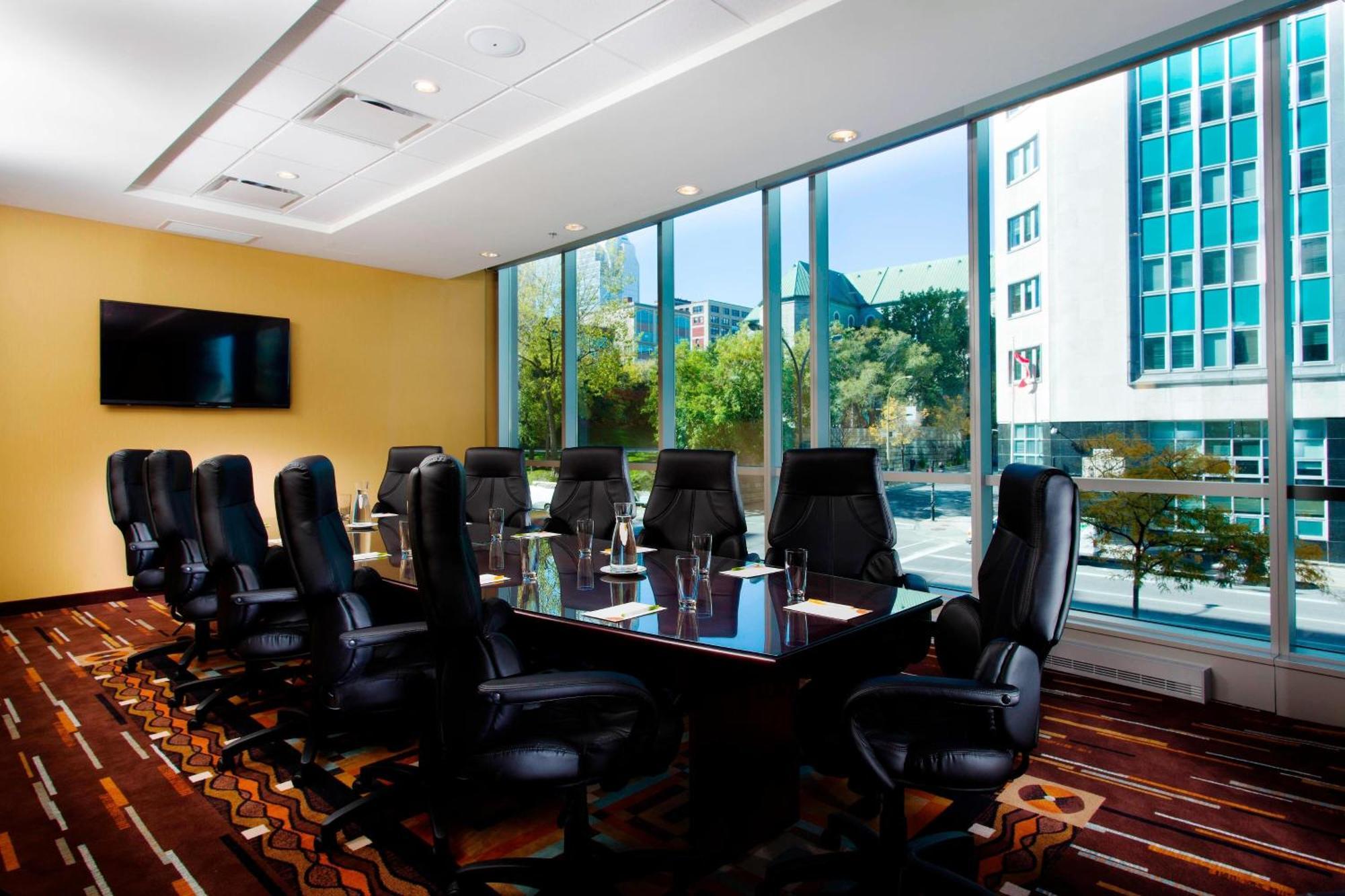 Courtyard Par Marriott Montreal Centre-Ville Exterior photo